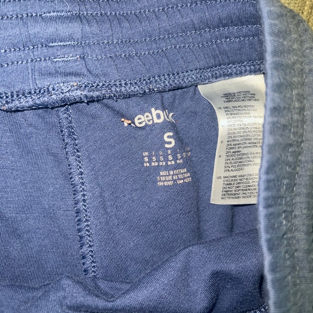 Blue cotton Reebok Shorts - Picture 2 of 2